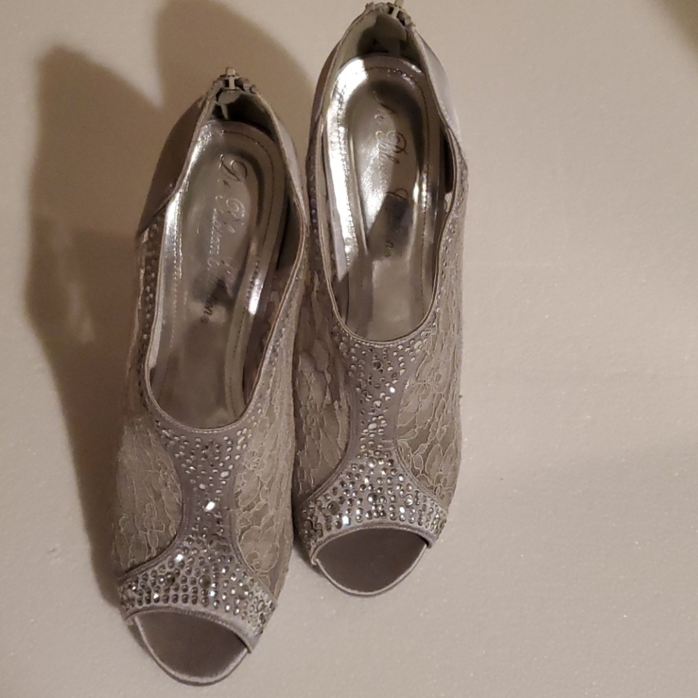 Formal heels